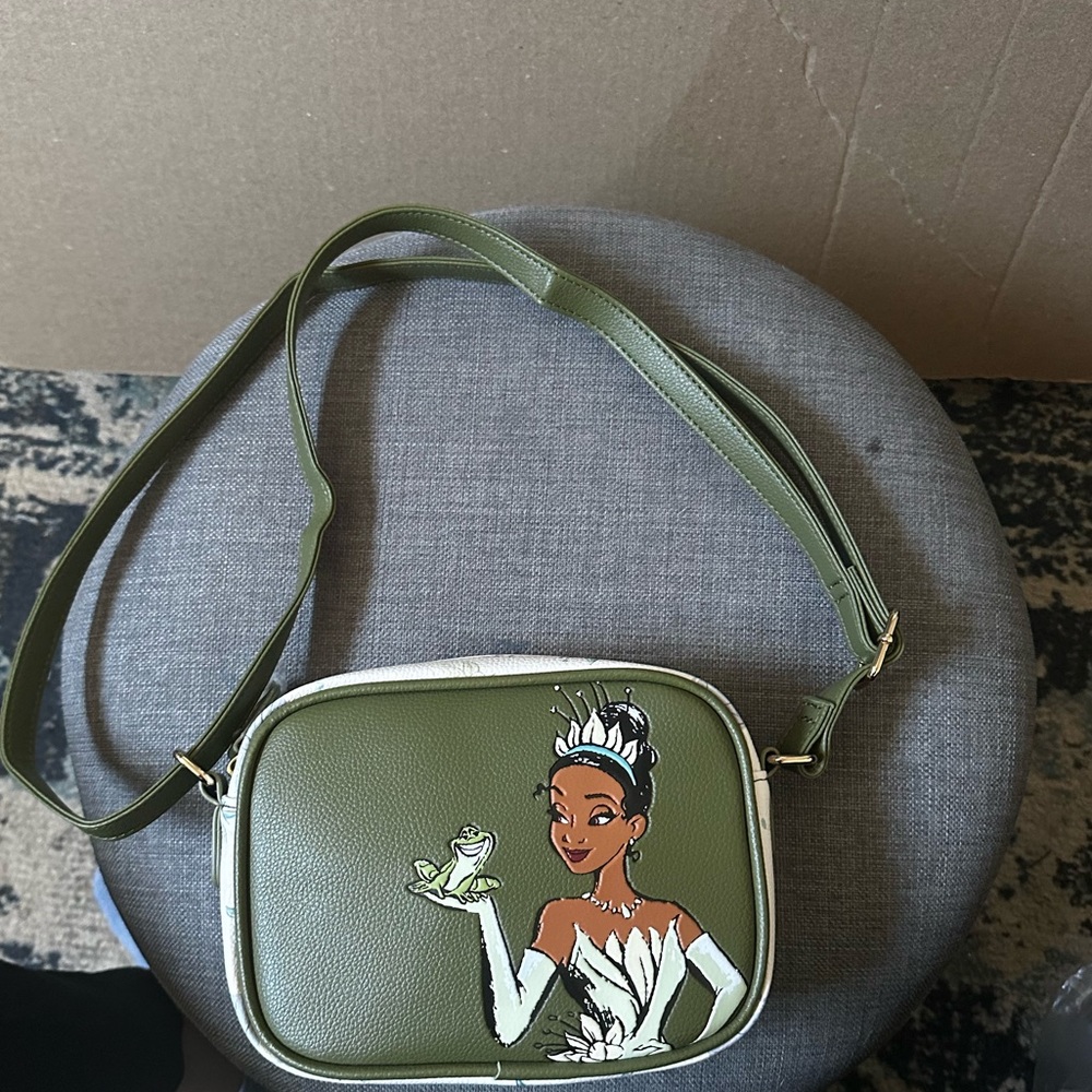 Danielle Nicole Tiana Cross Body
